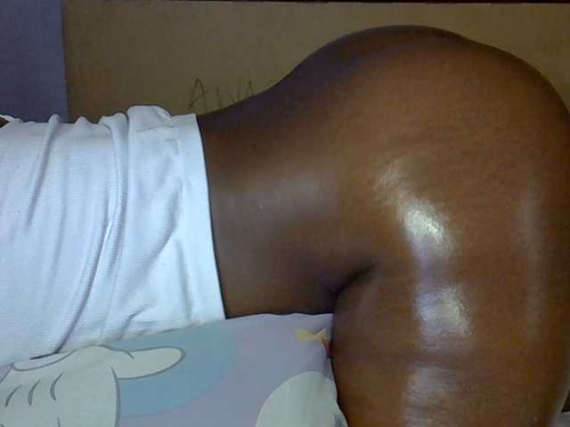 desirdoll23 live cam on BongaCams