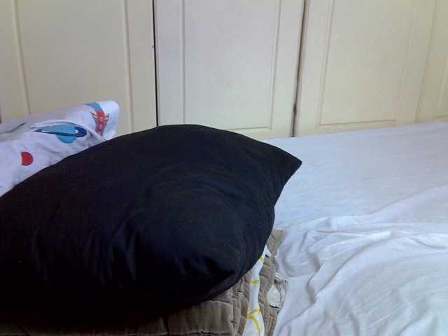 desirdoll23's BongaCams show and profile