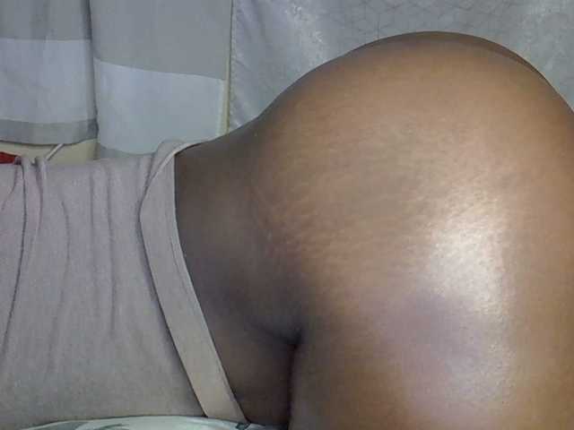 desirdoll23 live cam on BongaCams
