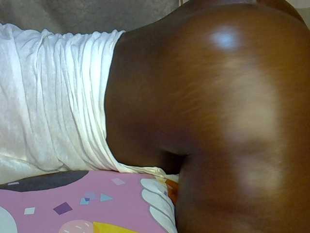 desirdoll23 live webcam show
