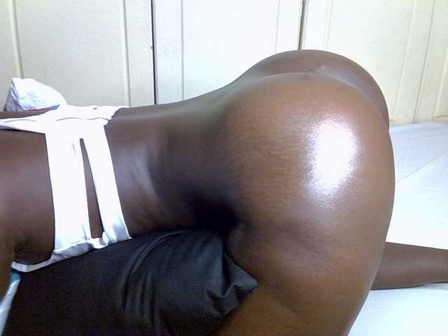 desirdoll23's BongaCams show and profile