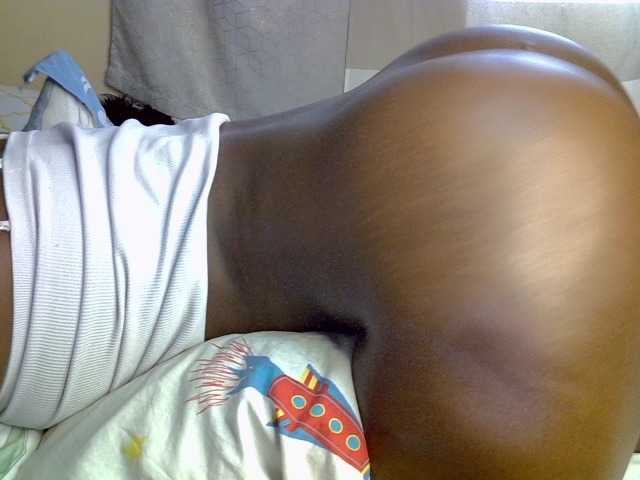 desirdoll23 live cam on BongaCams
