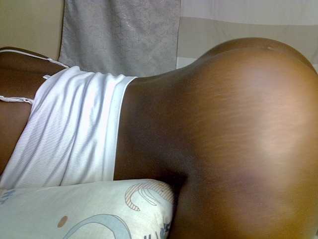 desirdoll23 live cam on BongaCams