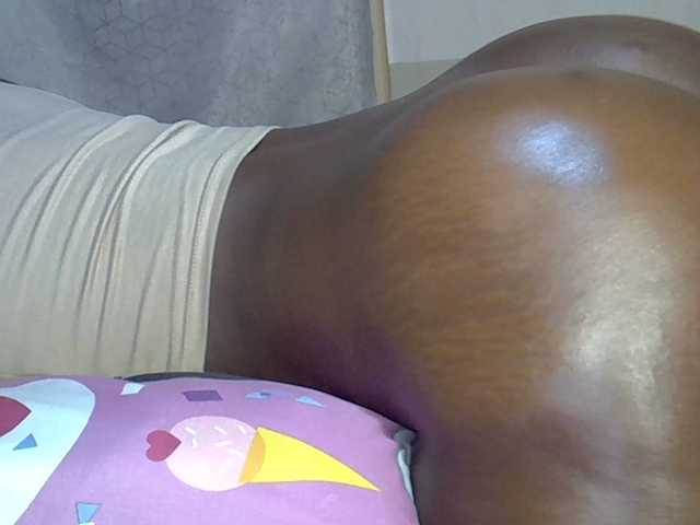 desirdoll23 live webcam show
