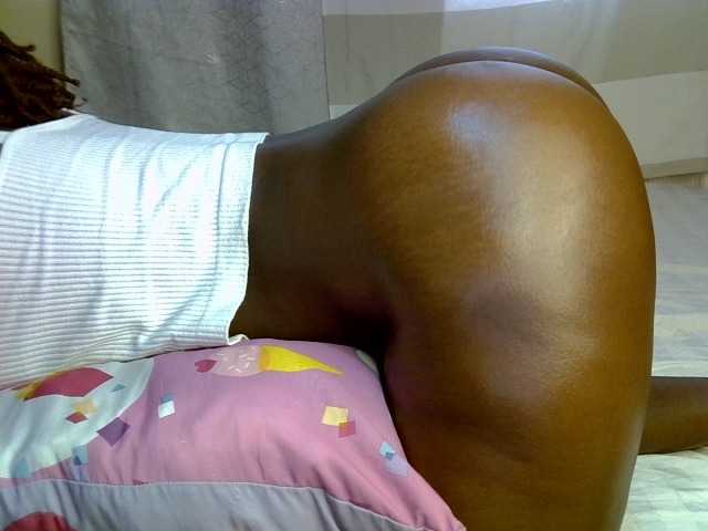 desirdoll23 live cam on BongaCams
