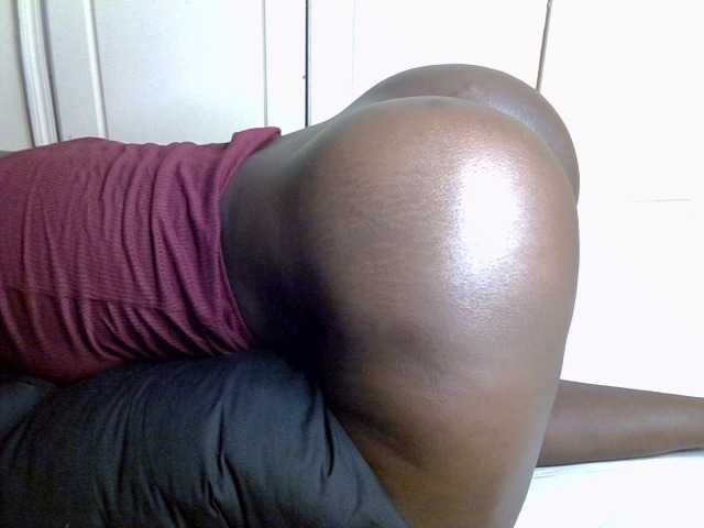 desirdoll23's BongaCams show and profile