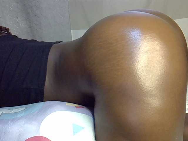 desirdoll23 live cam on BongaCams