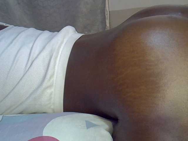 desirdoll23 live cam on BongaCams