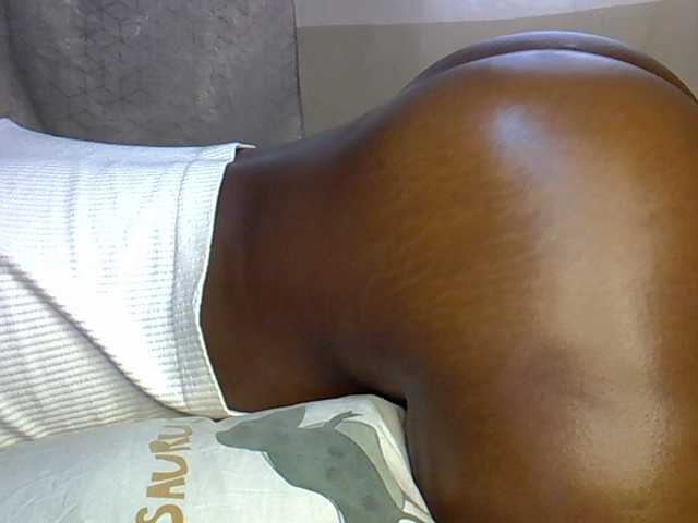 desirdoll23 live cam on BongaCams