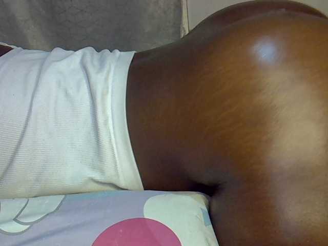 desirdoll23 live webcam show