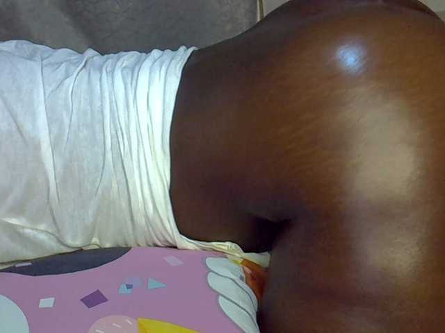desirdoll23 live webcam show