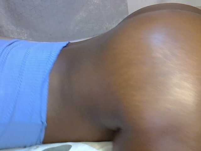 desirdoll23 live cam on BongaCams