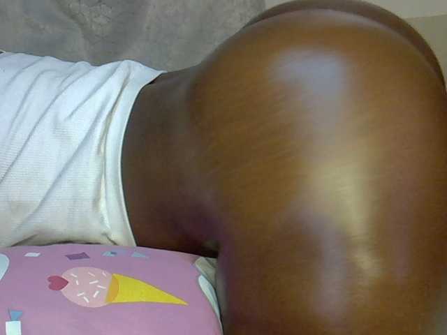 desirdoll23 live webcam show