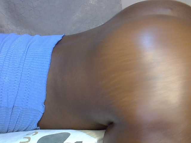 desirdoll23 live cam on BongaCams