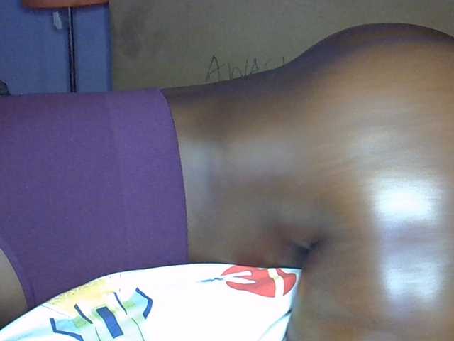 desirdoll23 live cam on BongaCams
