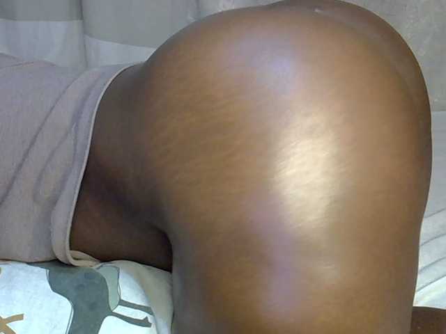 desirdoll23 live cam on BongaCams
