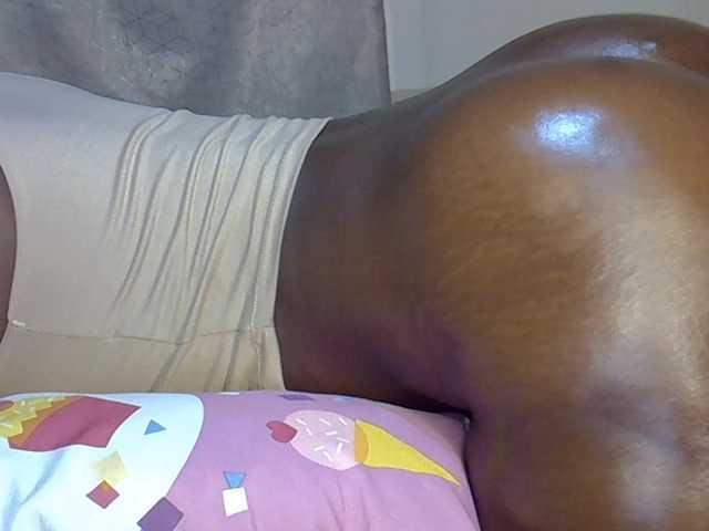 desirdoll23 live cam on BongaCams