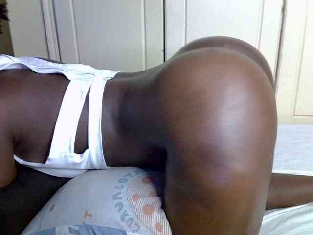 desirdoll23 webcam