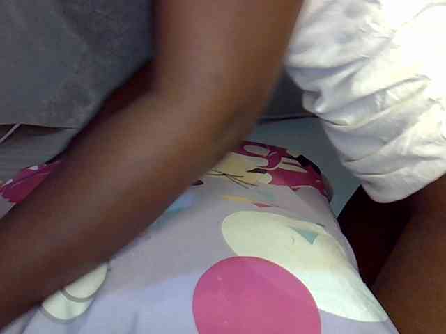 desirdoll23 webcam