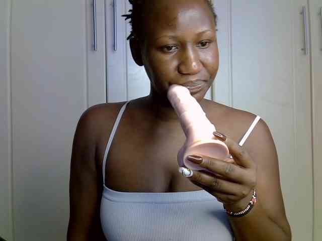 desirdoll23 webcam