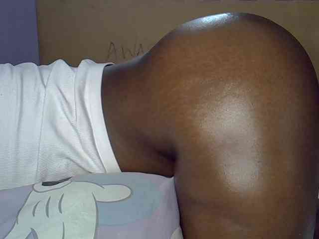 desirdoll23 webcam