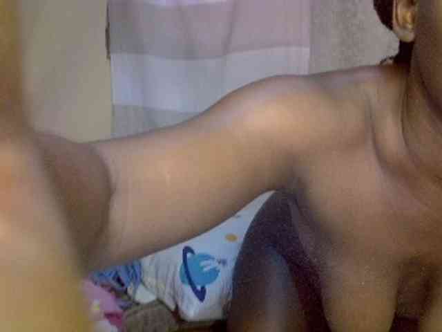 desirdoll23 webcam