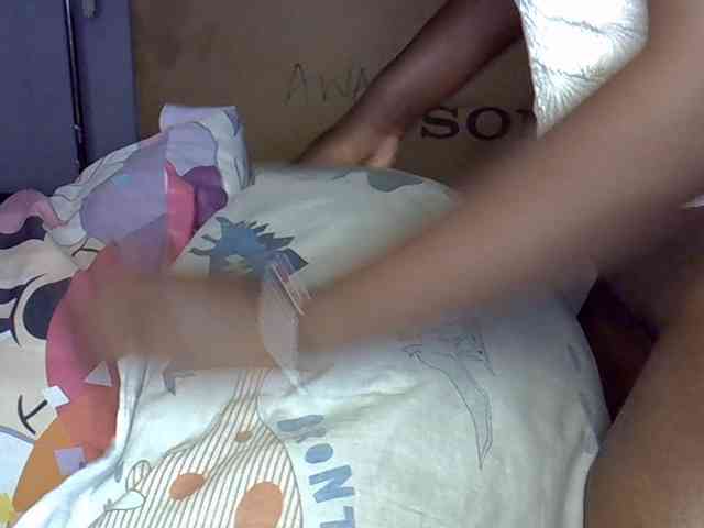 desirdoll23 webcam