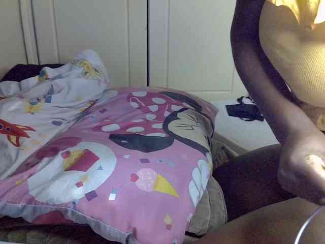 desirdoll23 webcam