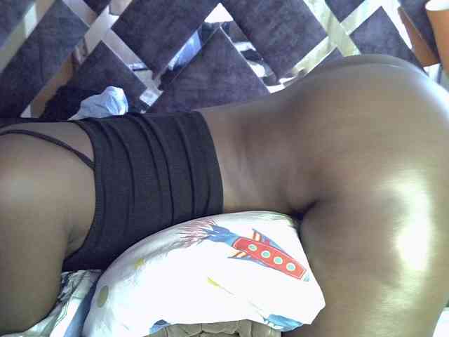 desirdoll23 webcam