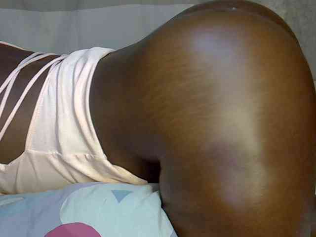 desirdoll23 webcam