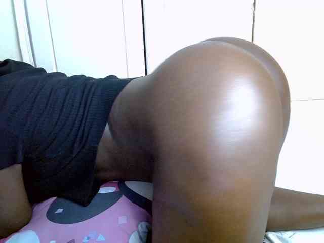 desirdoll23 webcam