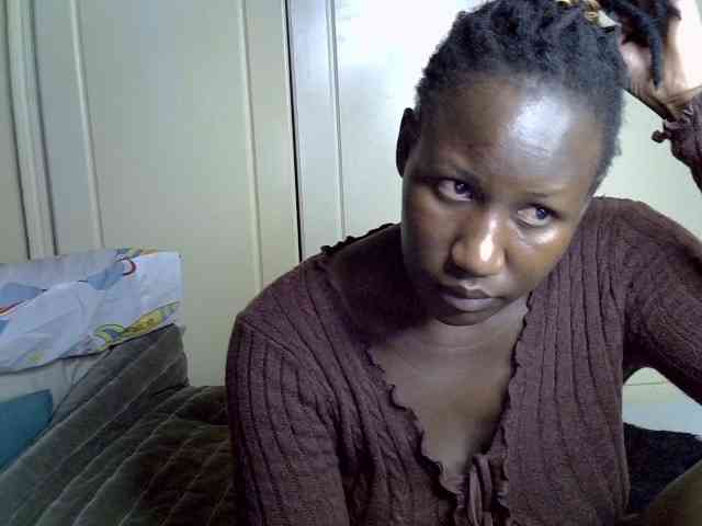 desirdoll23 webcam