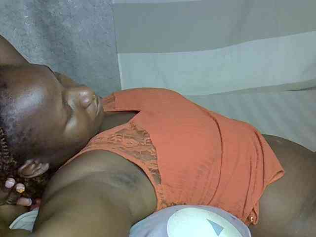 desirdoll23 webcam