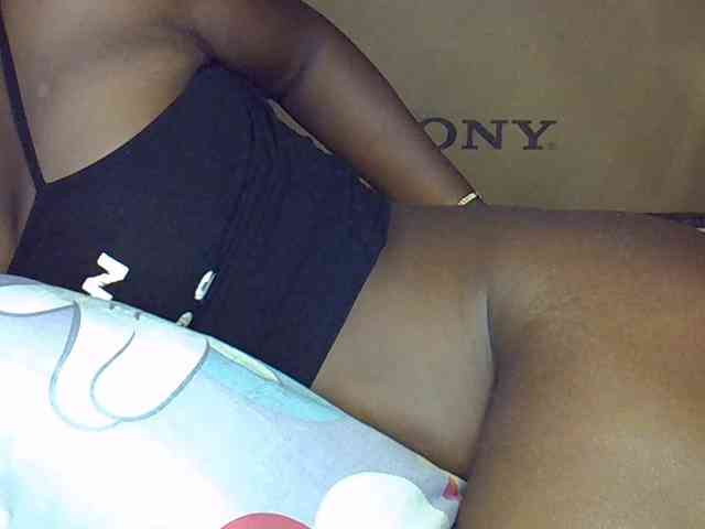 desirdoll23 webcam