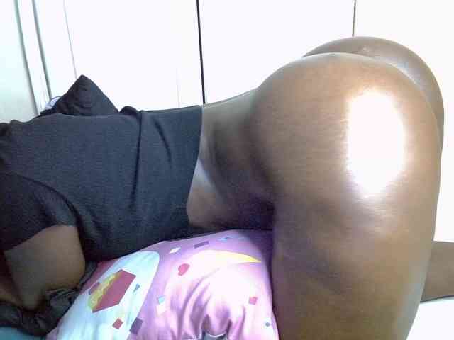 desirdoll23 webcam
