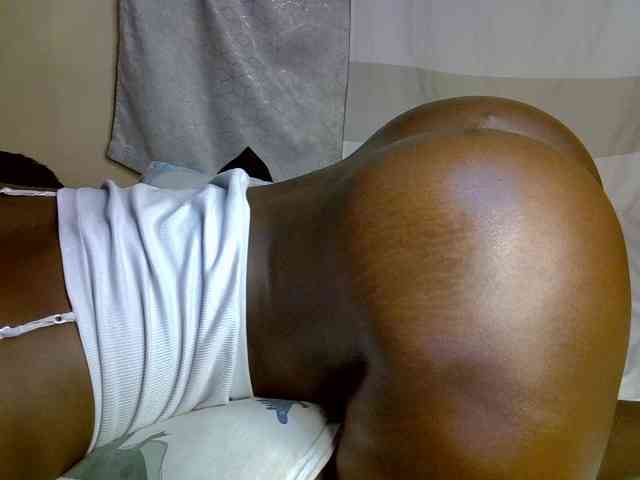 desirdoll23 webcam