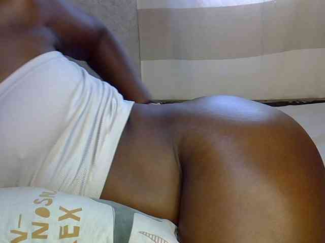 desirdoll23 webcam