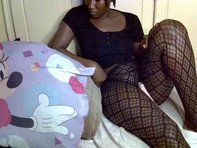 desirdoll23 webcam