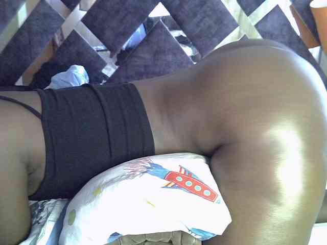 desirdoll23 webcam