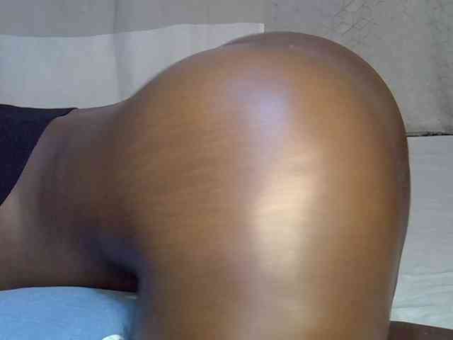desirdoll23 webcam