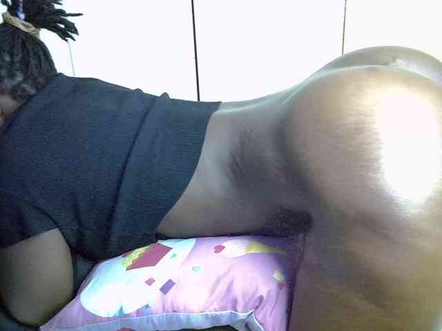 desirdoll23 webcam