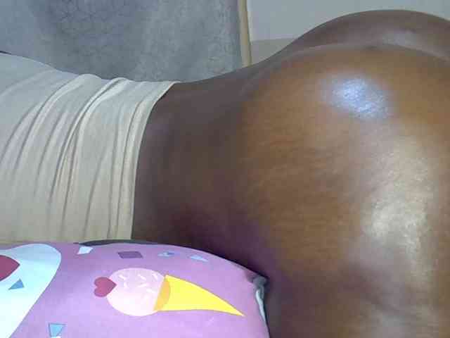 desirdoll23 webcam