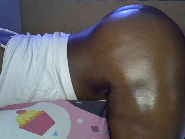 desirdoll23 webcam