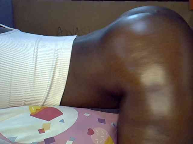 desirdoll23 webcam