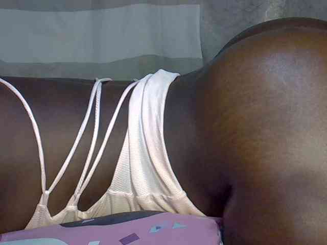 desirdoll23 webcam