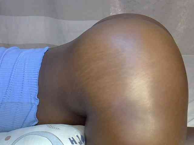 desirdoll23 webcam