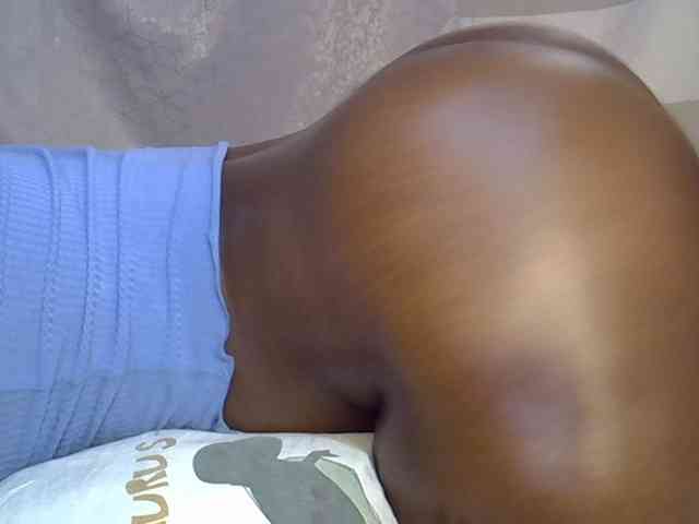 desirdoll23 webcam