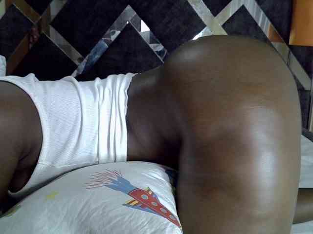 desirdoll23 webcam