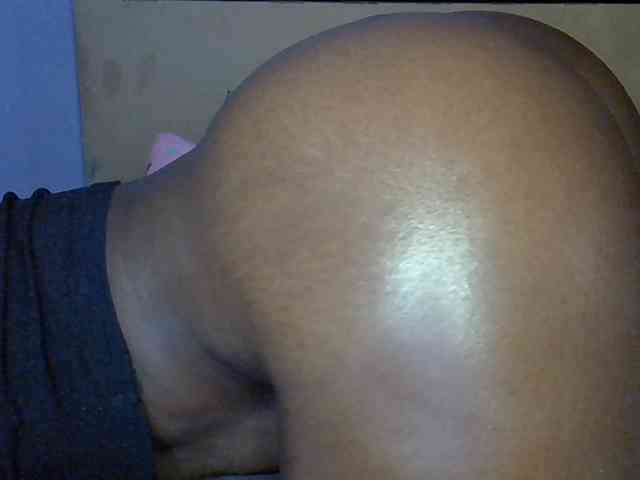 desirdoll23 webcam