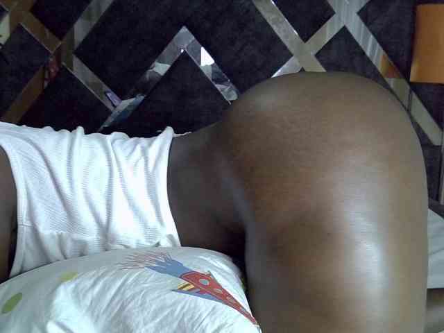 desirdoll23 webcam